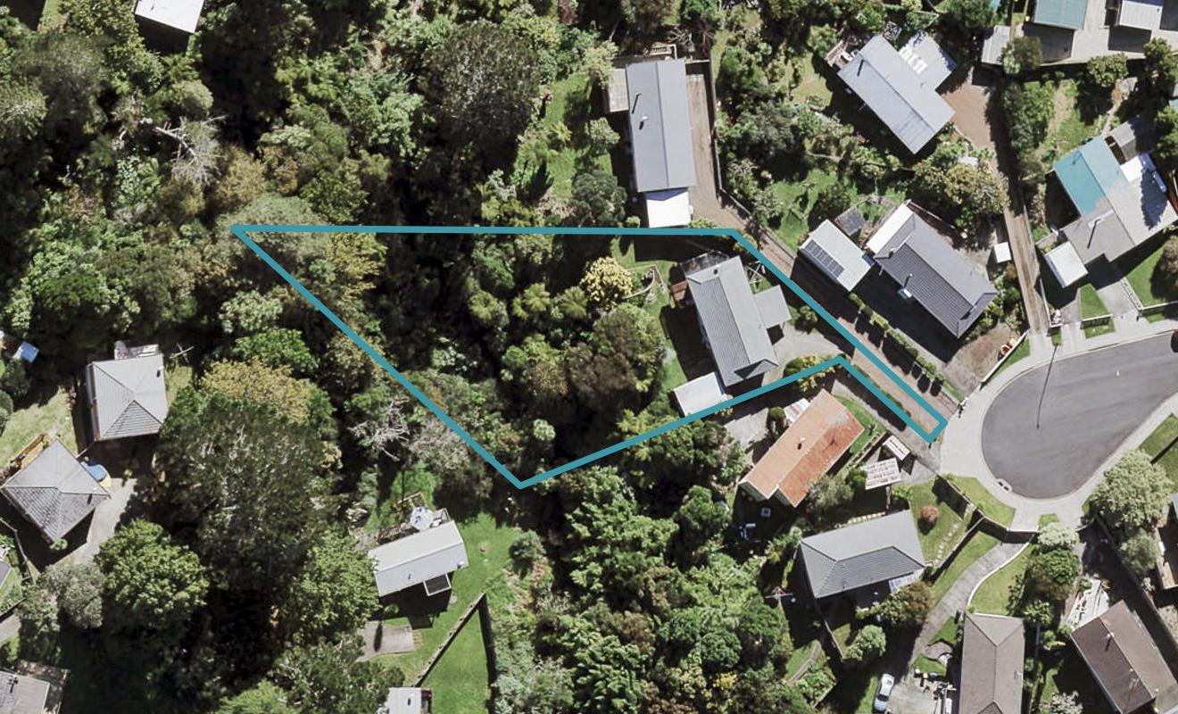 11 Papa Place, Birkdale, Auckland - Carousel 1