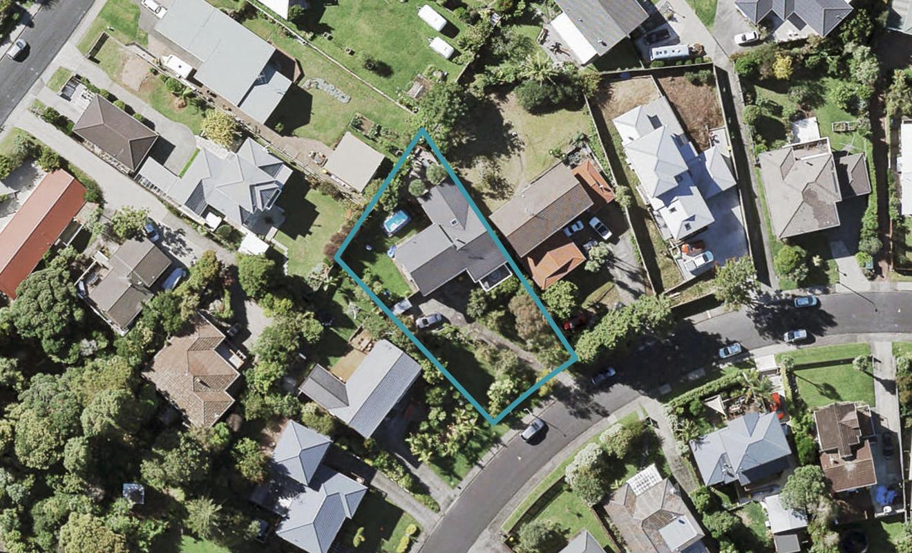 20 Judkins Crescent, Cockle Bay, Auckland - Carousel 1