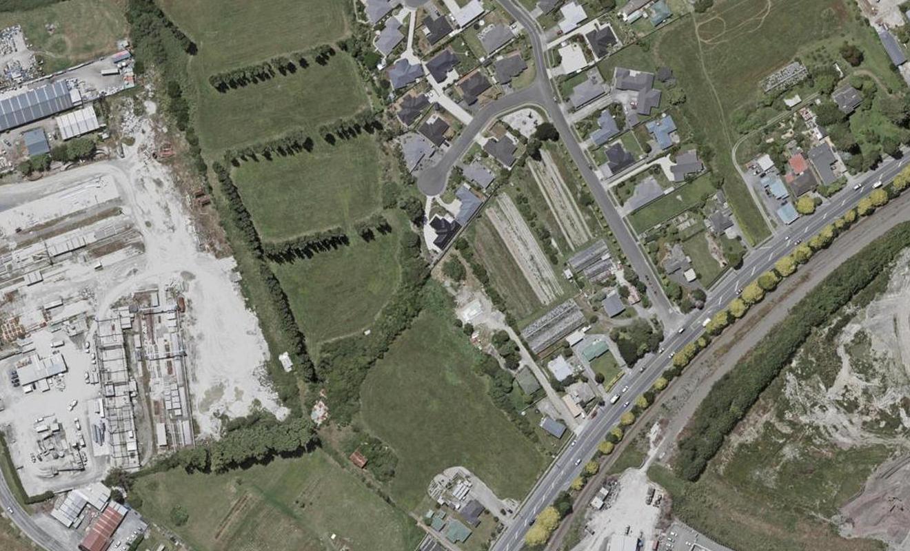39E Main Highway, Otaki - Carousel 1