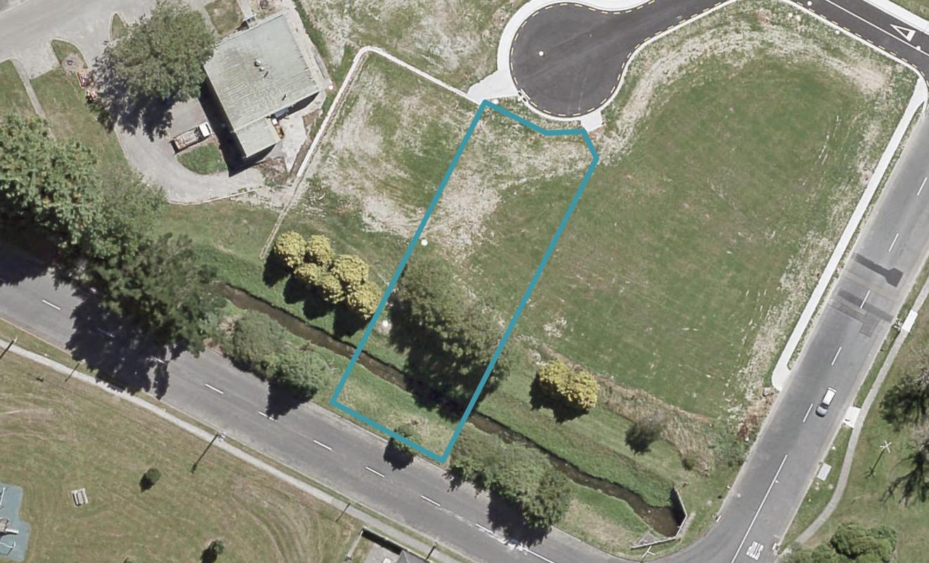 7 Passchendaele Grove, Trentham, Upper Hutt - Carousel 1