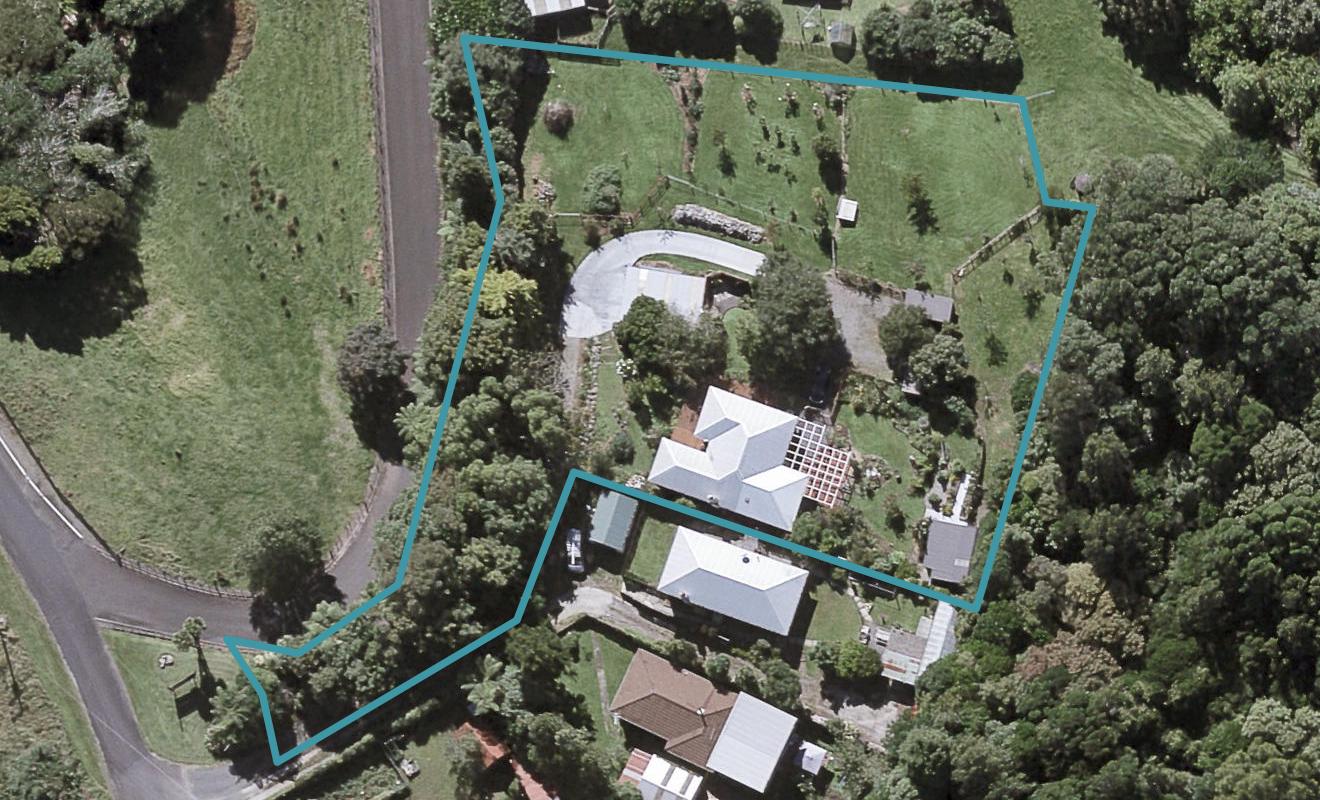 3 Burgess Hill Road, Burgess Park, New Plymouth - Carousel 1