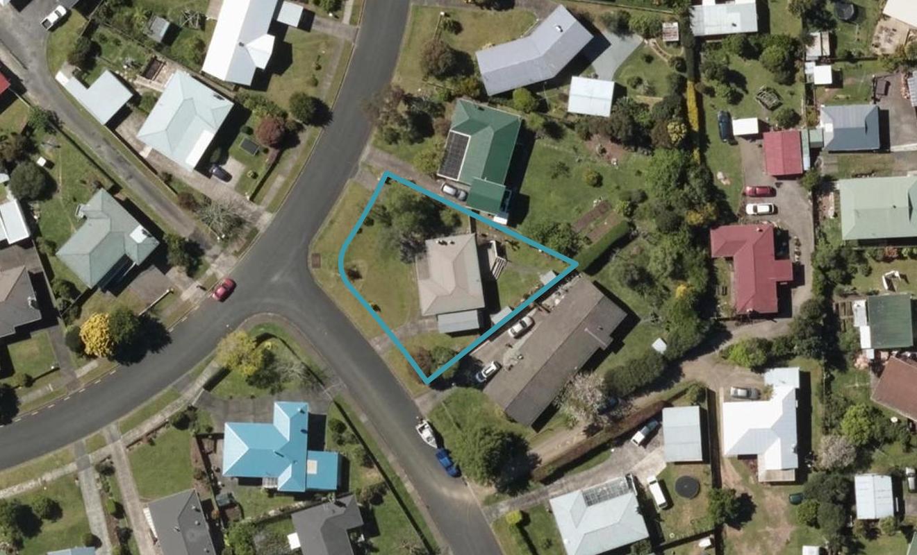 14 Otuhiwai Crescent, Tikipunga, Whangarei - Carousel 1