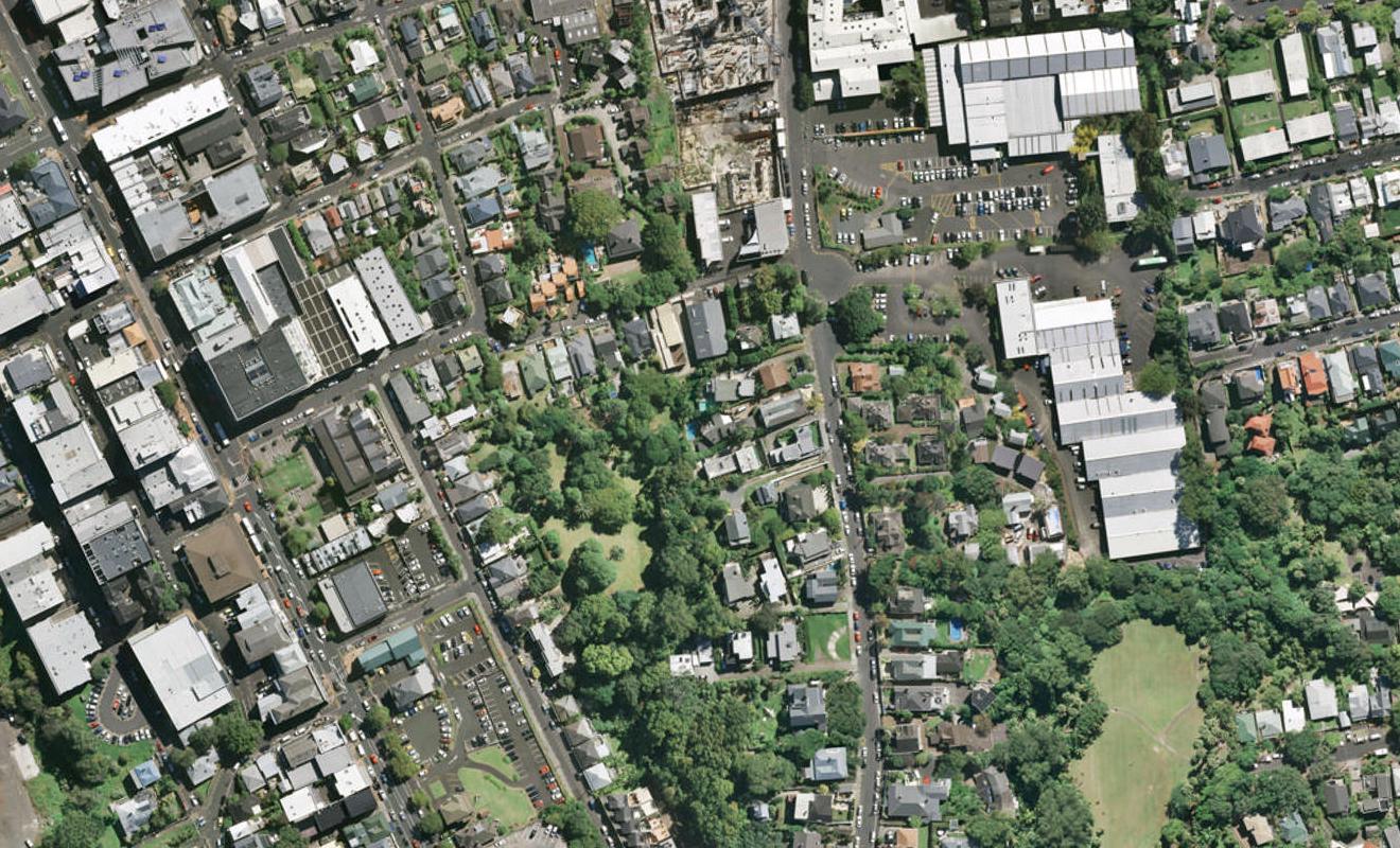 60A Saint Georges Bay Road, Parnell, Auckland - Carousel 1