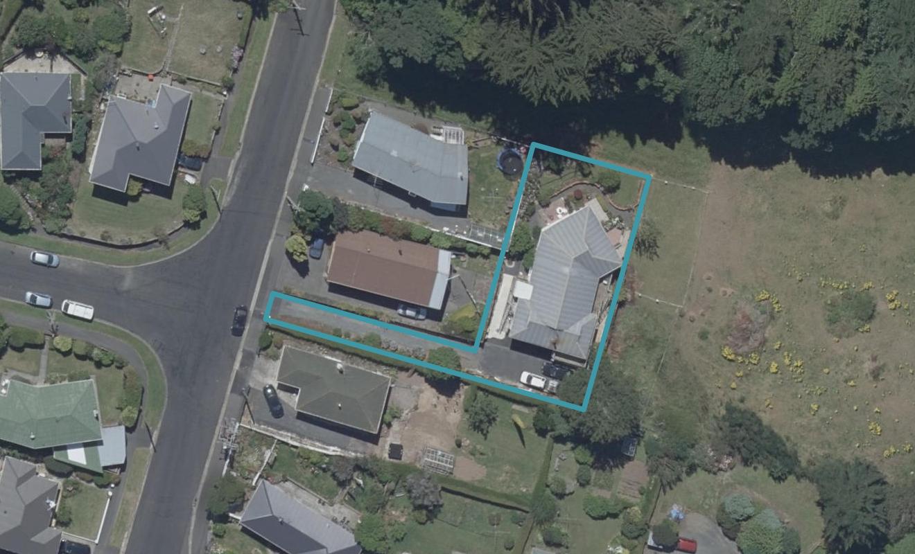 18 Spiers Road, Halfway Bush, Dunedin - Carousel 1