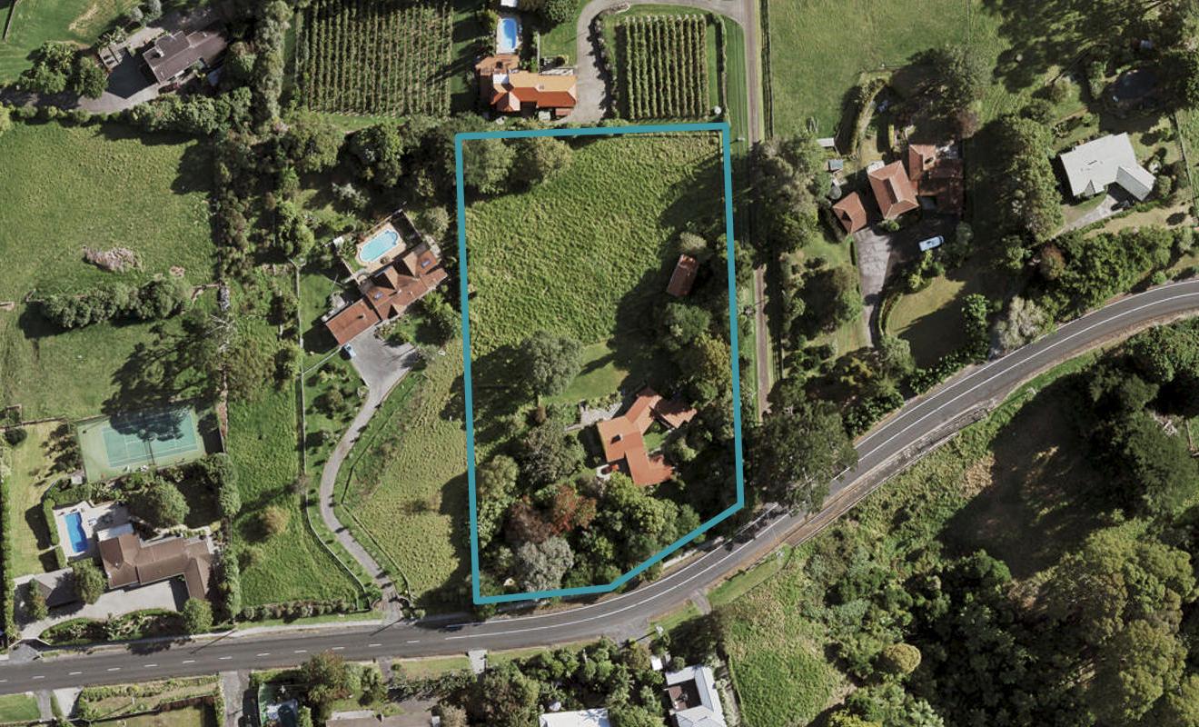 390 Redoubt Road, Totara Park, Auckland - Carousel 1