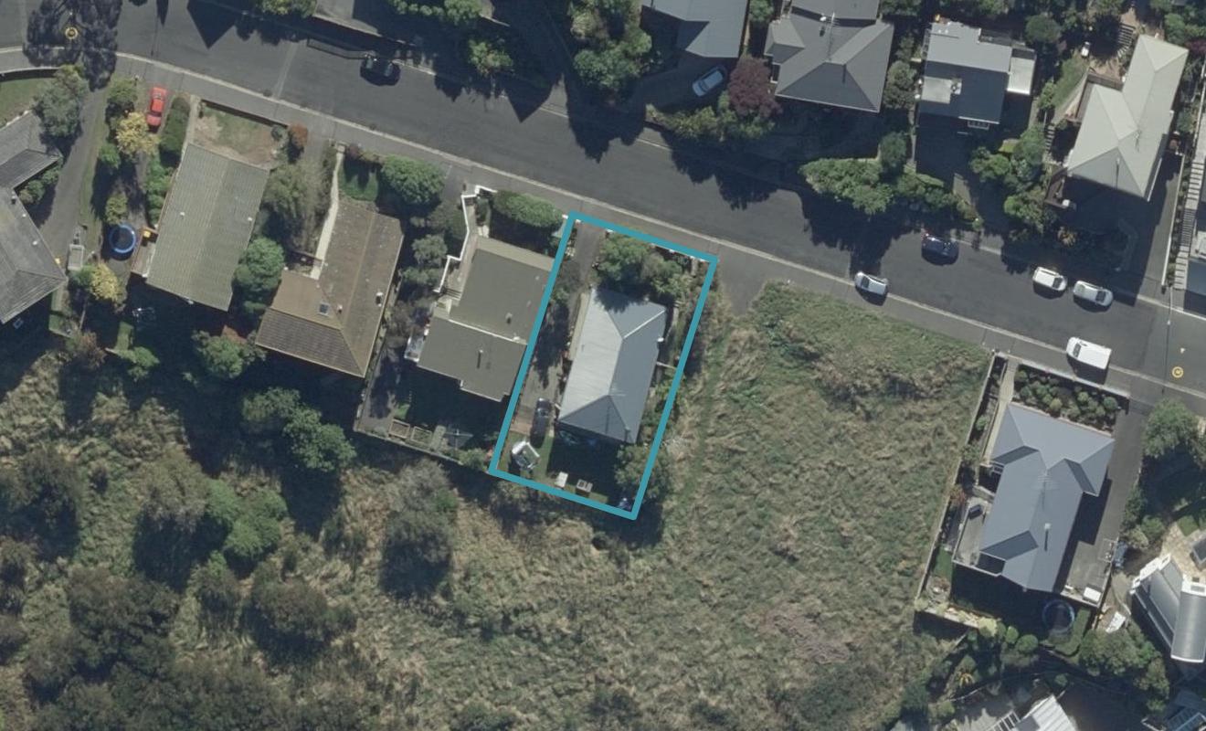 30 Moodie Street, Shiel Hill, Dunedin - Carousel 1