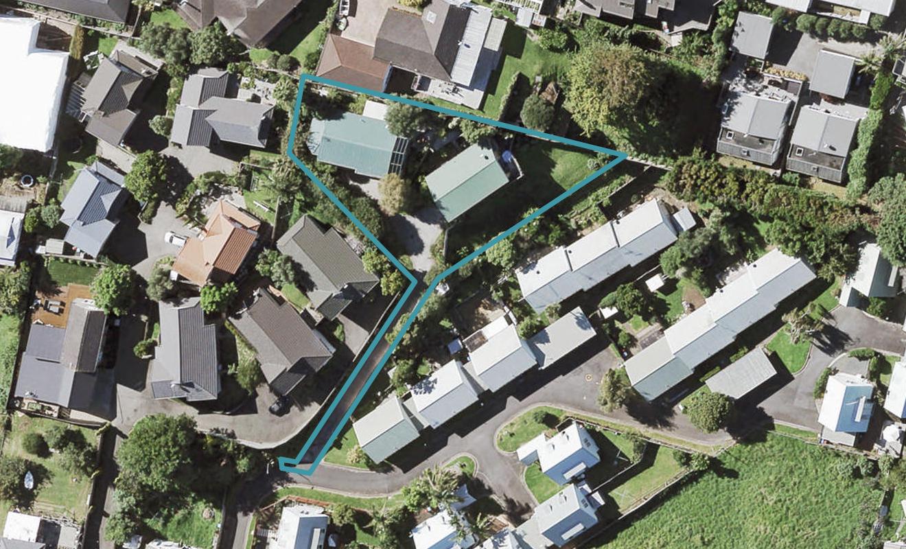 16B Cranbrook Place, Glendowie, Auckland - Carousel 1