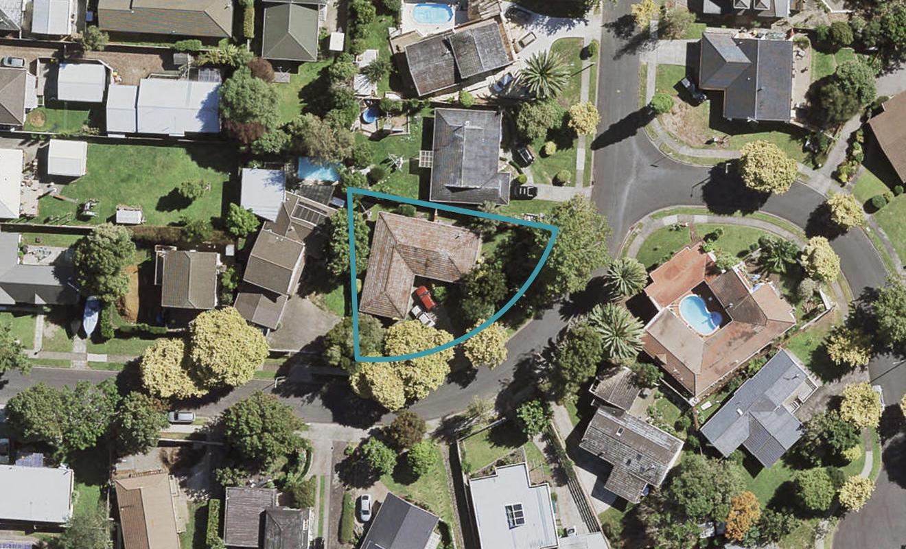6 Coulthard Terrace, Opaheke, Papakura - Carousel 1