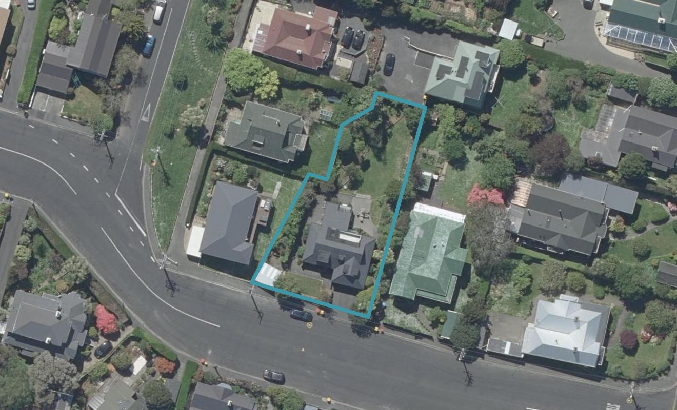 17 Bellevue Street, Belleknowes, Dunedin - Carousel 1