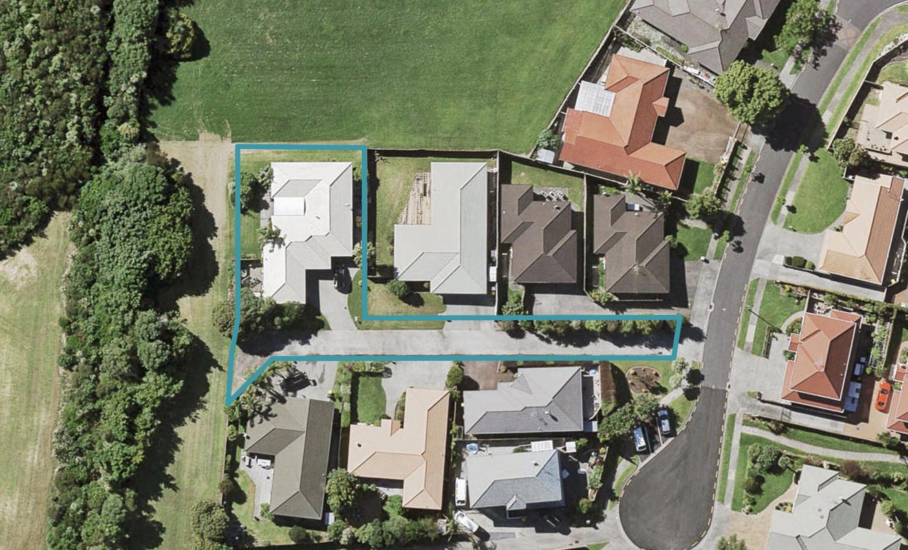 9 Bard Place, Golflands, Auckland - Carousel 1