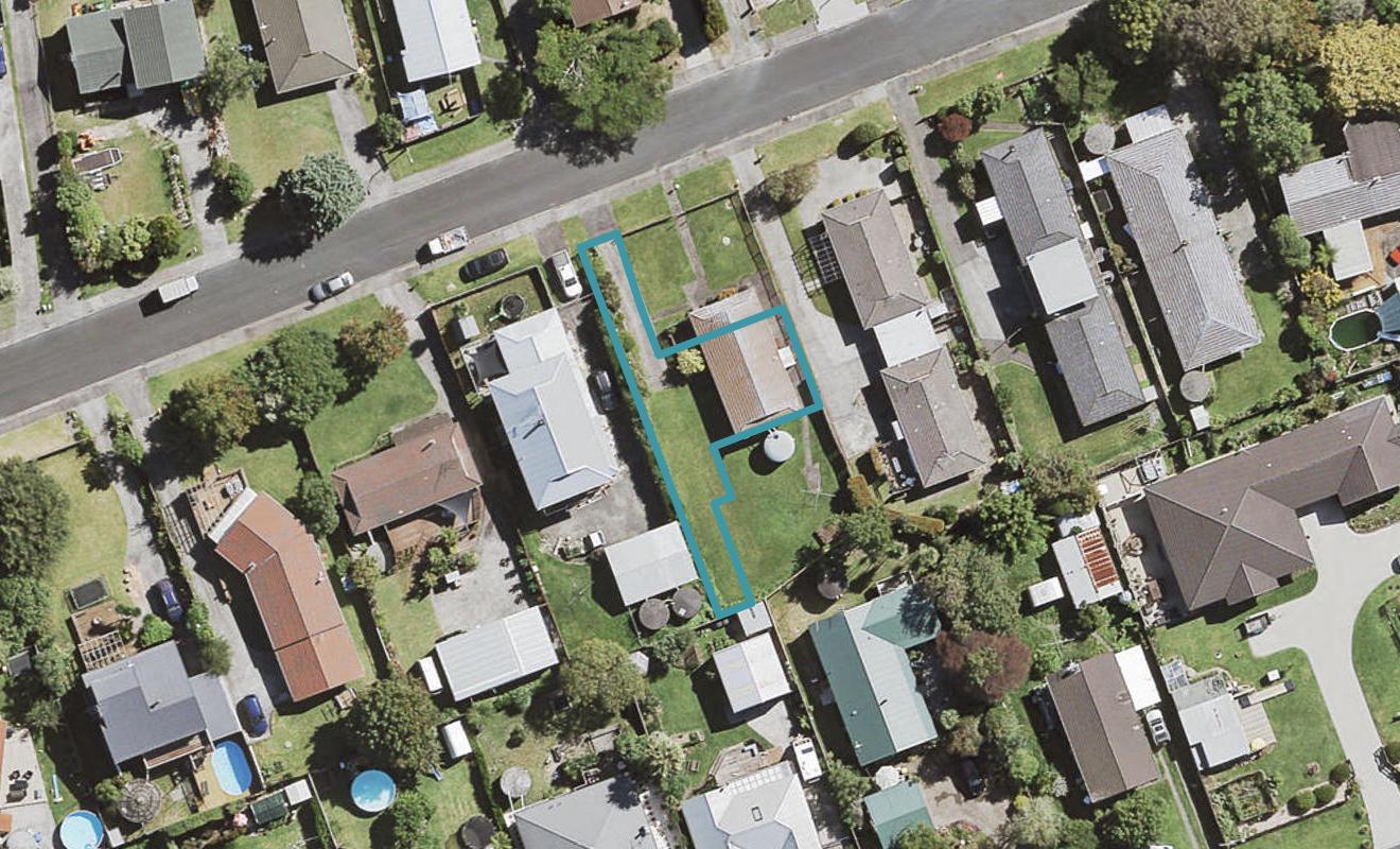 11B Pinotage Place, Huapai, Kumeu - Carousel 1