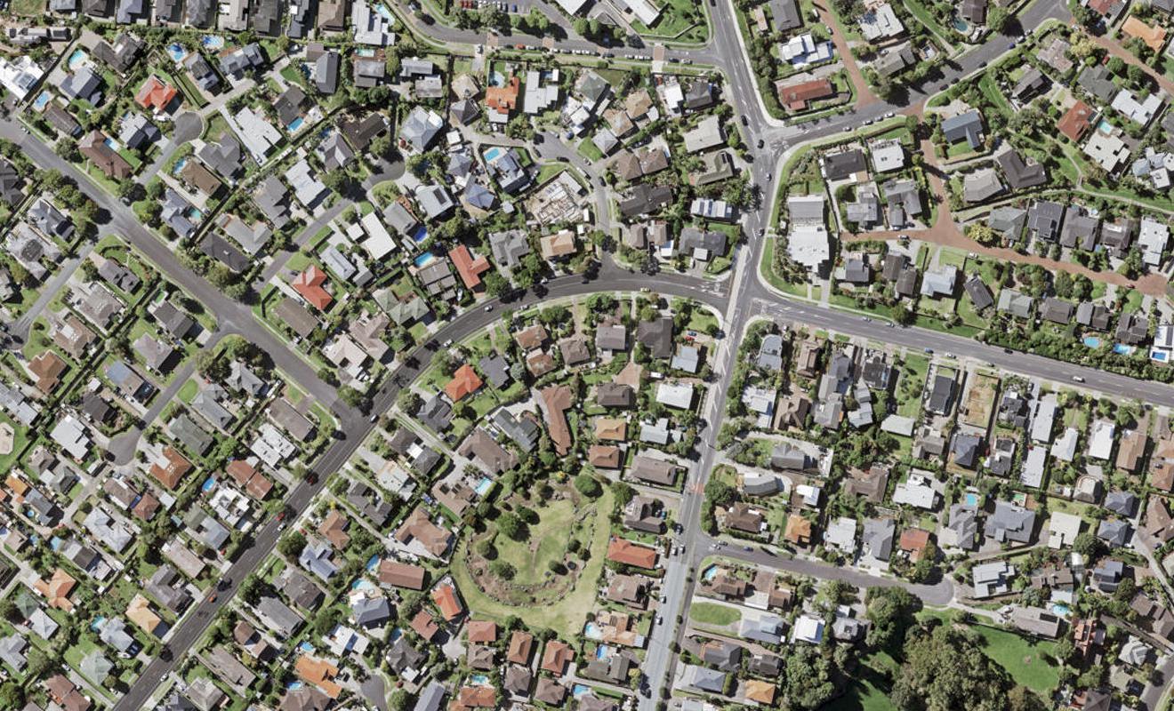 10C Prince Regent Drive, Half Moon Bay, Auckland - Carousel 1