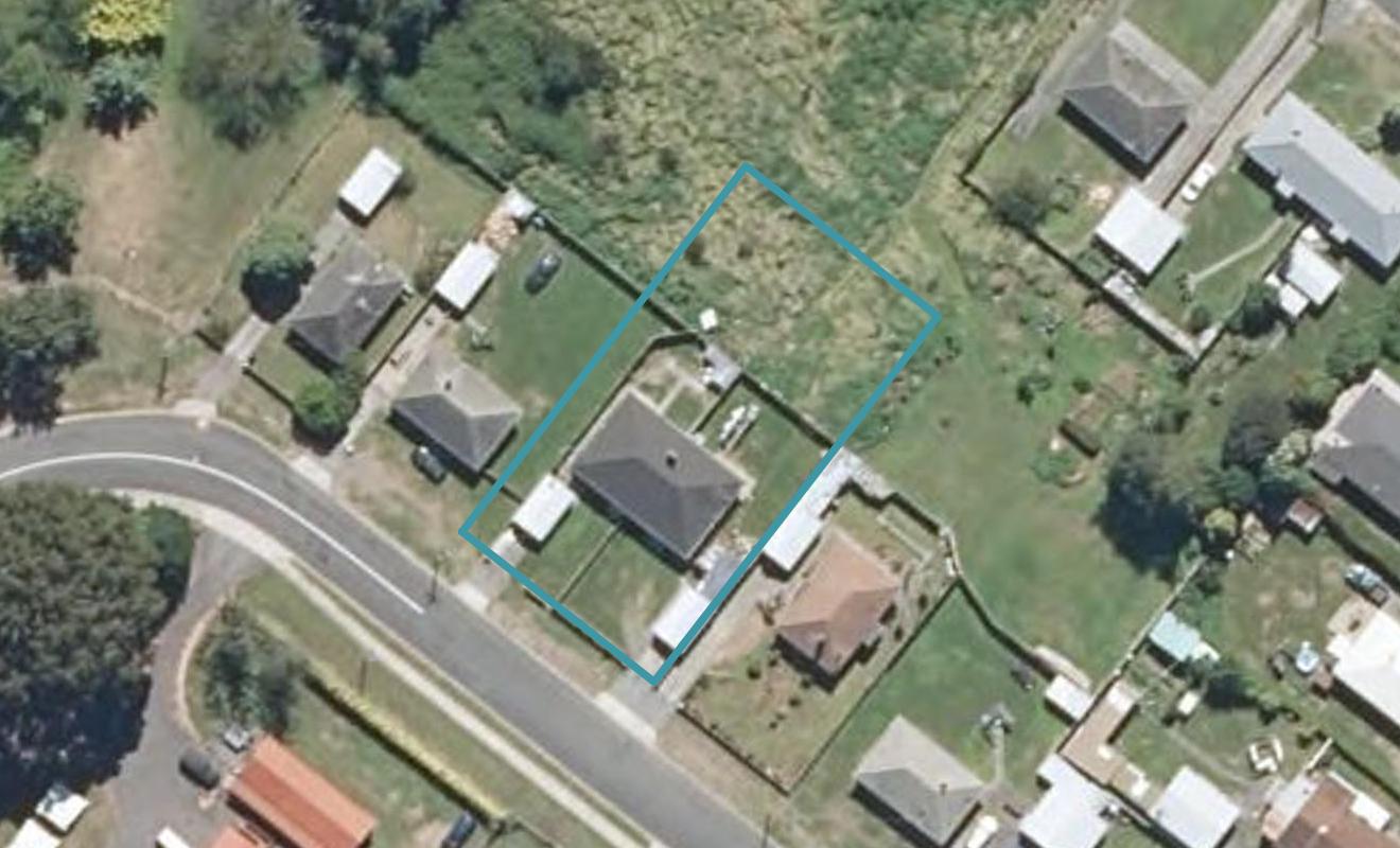7 Tay Street, Ohakune - Carousel 1