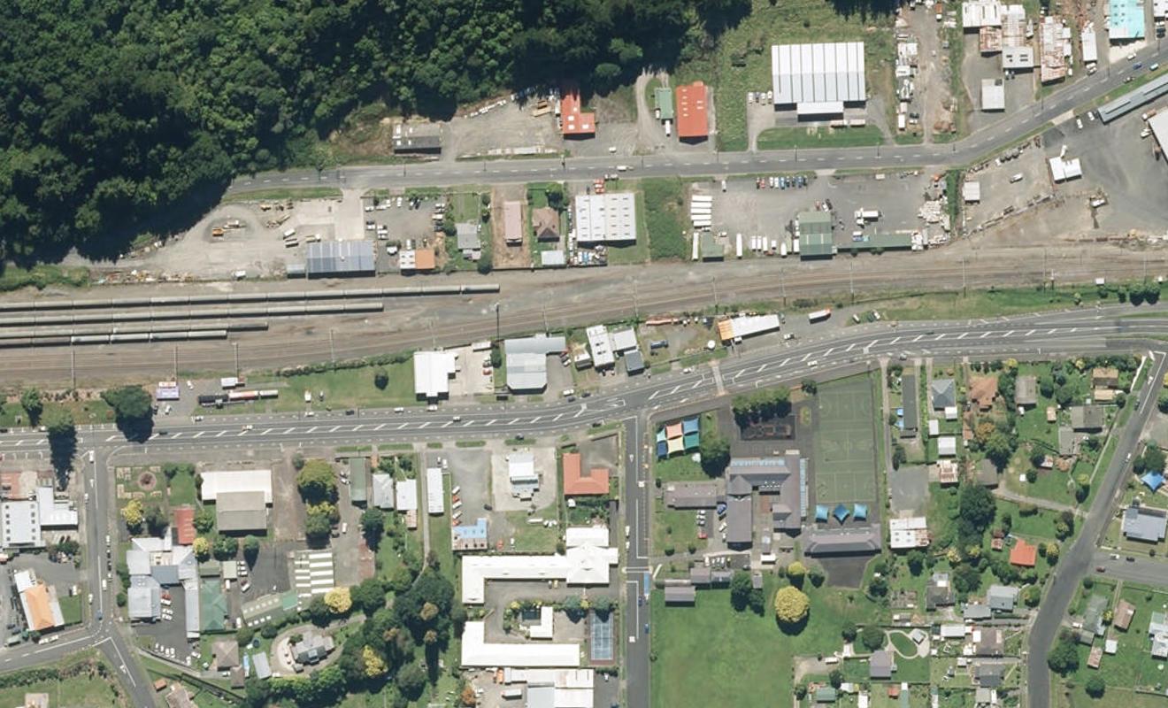 172 Hakiaha St (State Highway, 4), TAUMARUNUI - Carousel 1