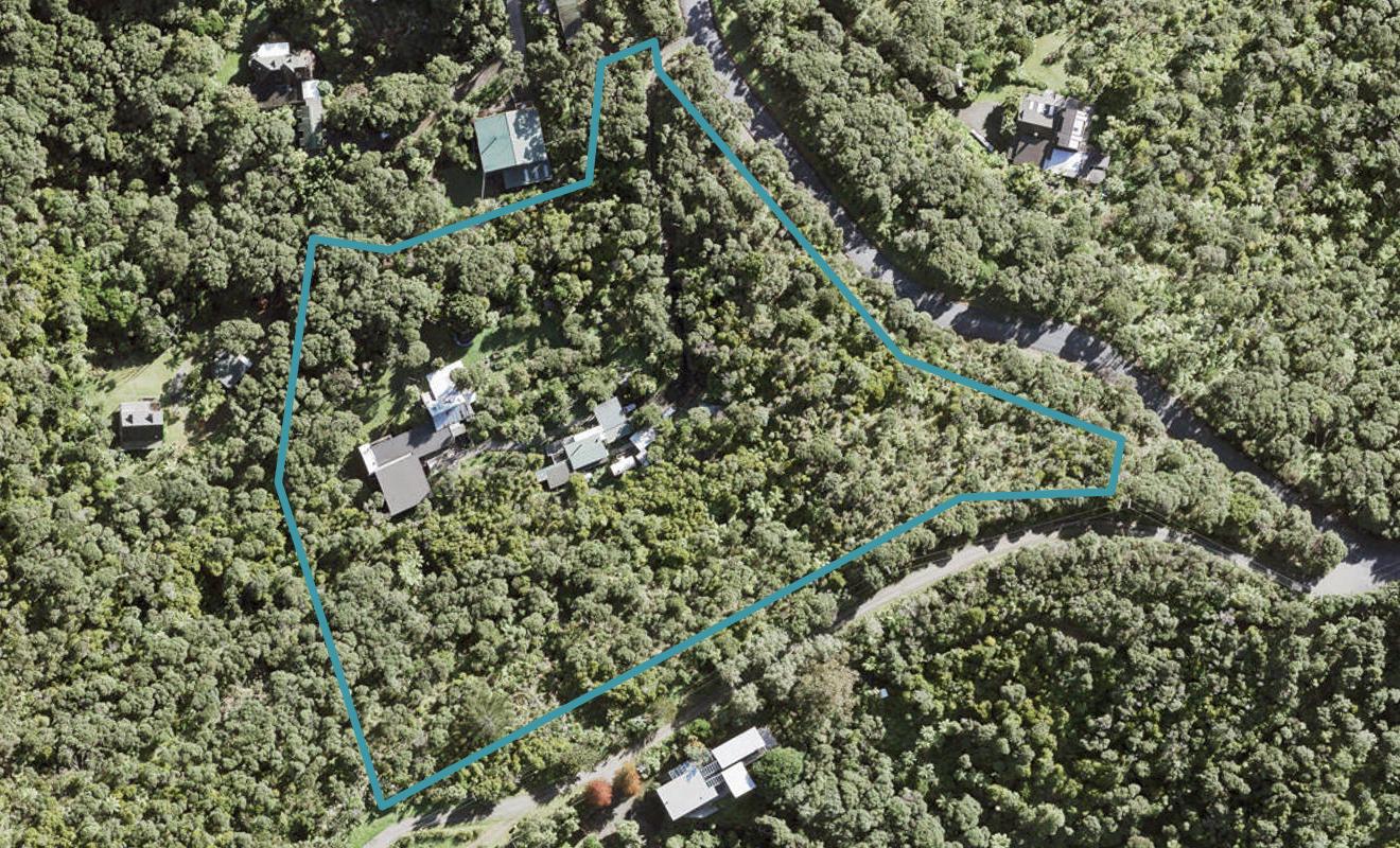 44B Te Aute Ridge Road, Bethells Beach, Henderson - Carousel 1