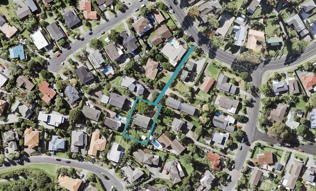 62 John Downs Drive, Browns Bay, Auckland - Carousel 1