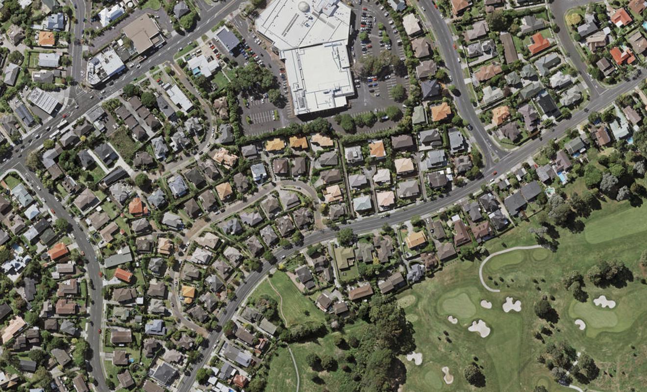 60 Rosepark Crescent, Remuera, Auckland - Carousel 1