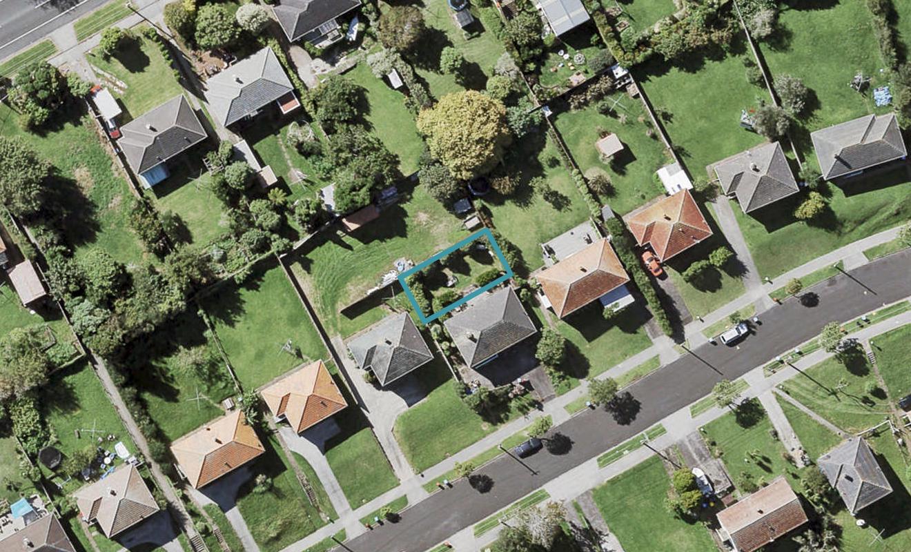 26D Leybourne Circle, Glen Innes, Auckland - Carousel 1