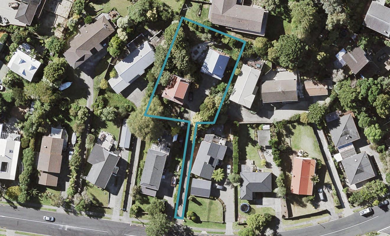 2/112 Oaktree Avenue, Browns Bay, Auckland - Carousel 1