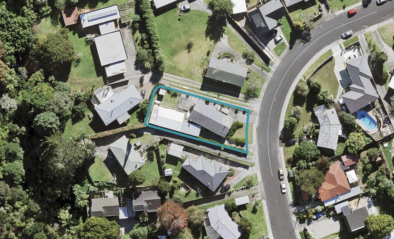 51 Stott Avenue, Birkdale, Auckland - Carousel 1