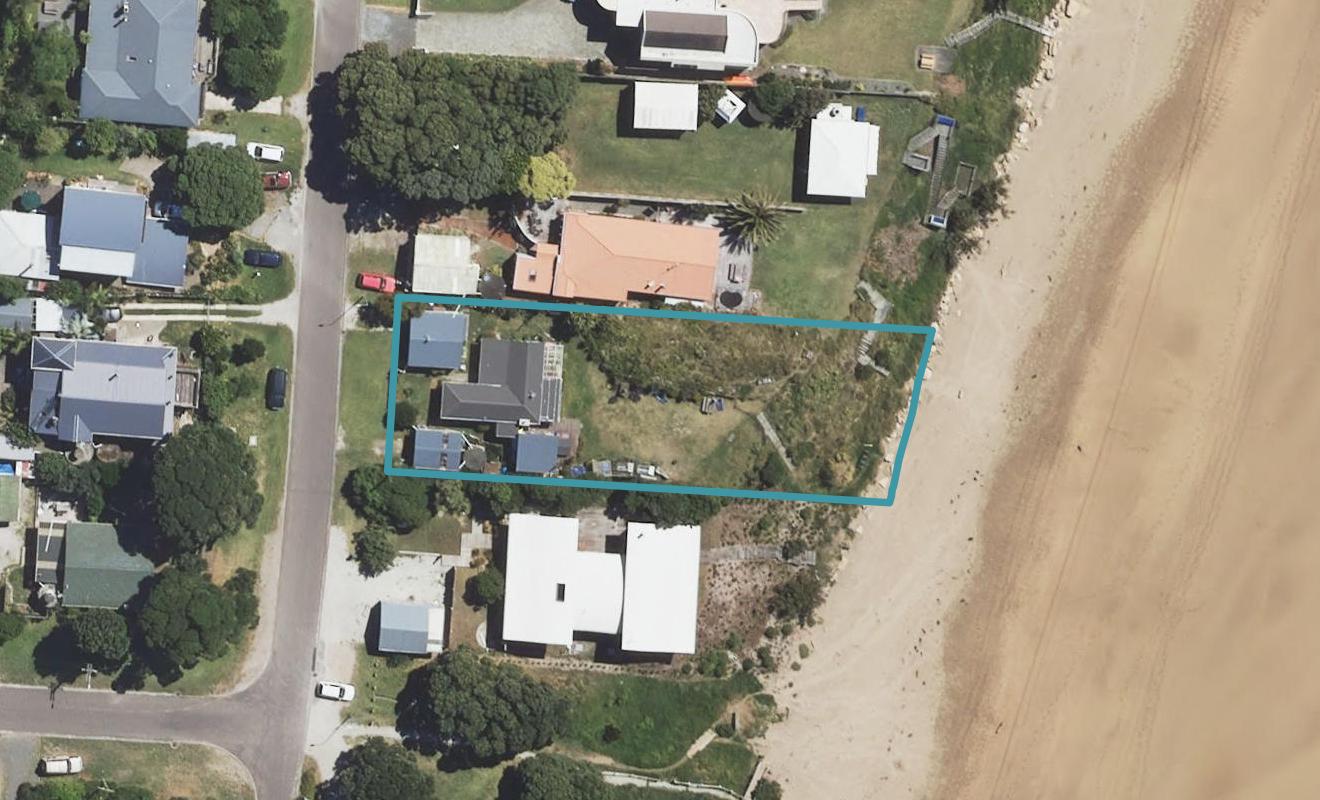 16 Pare Street, Wainui, Gisborne - Carousel 1