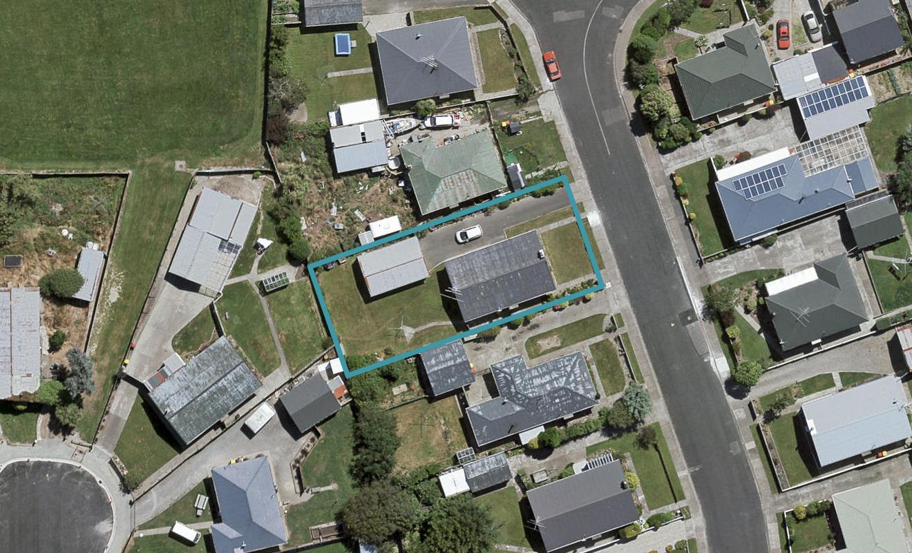 12 Orwell Crescent, Newfield, Invercargill - Carousel 1