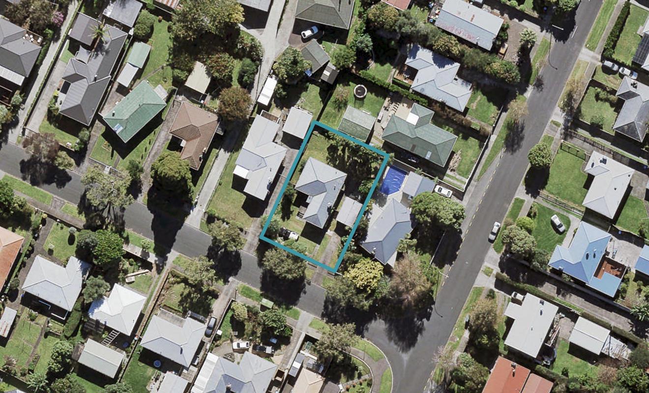3 Esmeralda Avenue, Avondale, Auckland - Carousel 1
