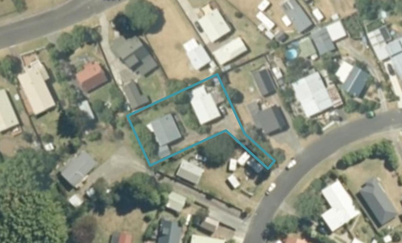 108B Mckellar Place, Whangamata, Whangamata - Carousel 1