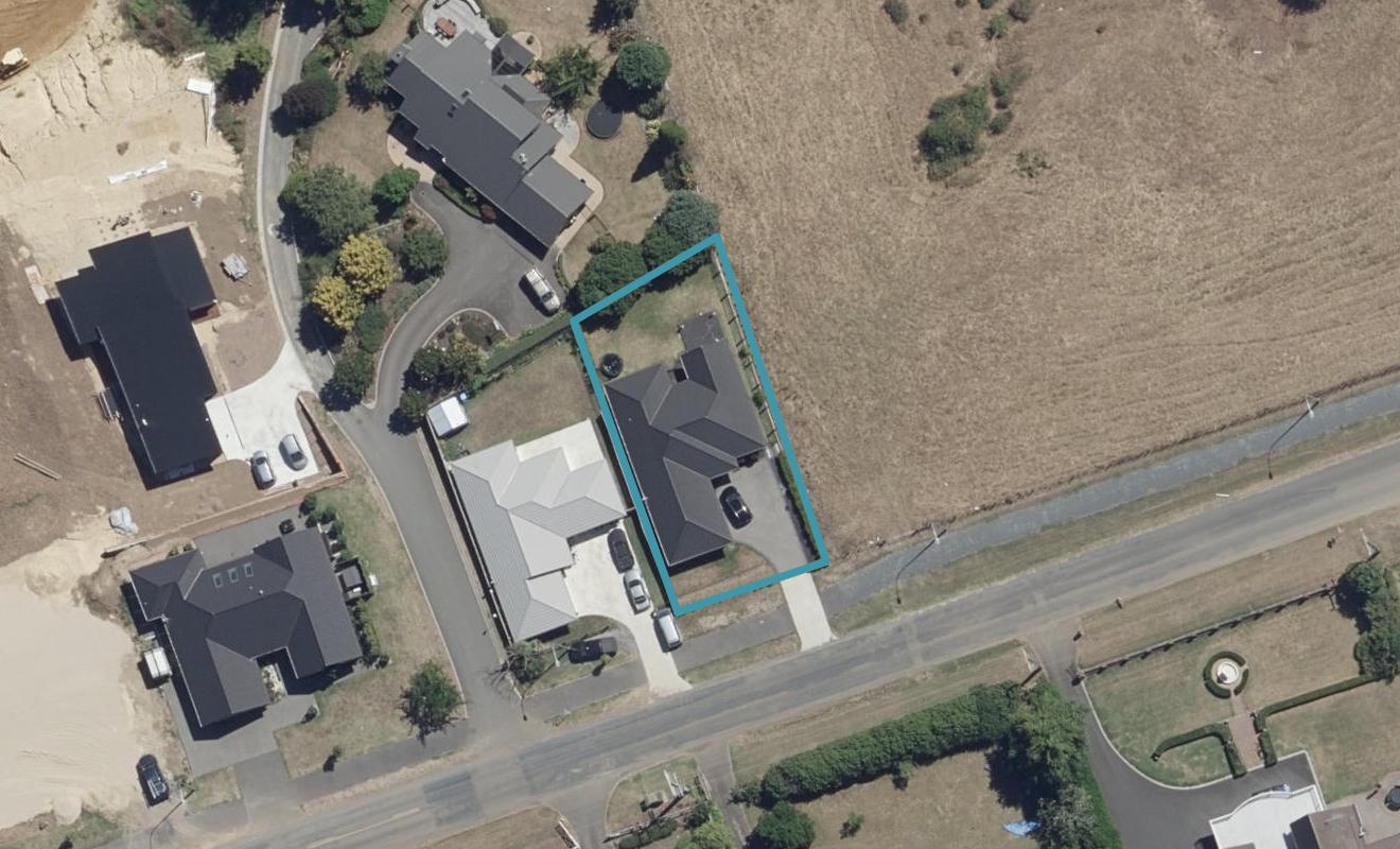 218 Baverstock Road, Grandview Heights, Hamilton - Carousel 1