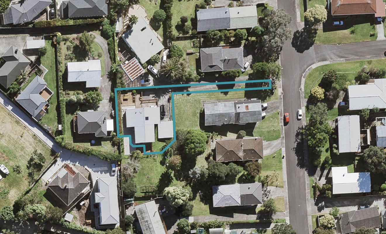 18A Kathleen Street, Totara Vale, Auckland - Carousel 1
