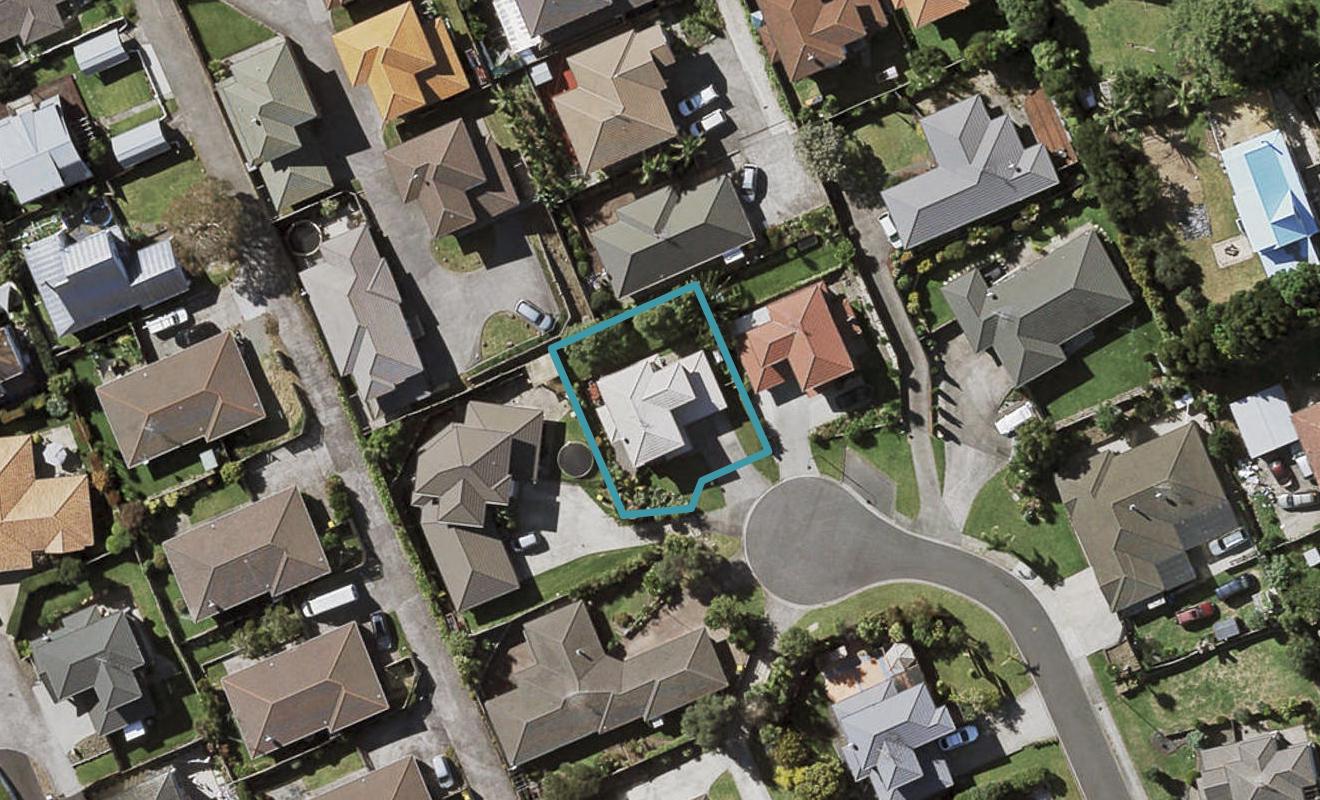 21 Piper Place, Goodwood Heights, Auckland - Carousel 1