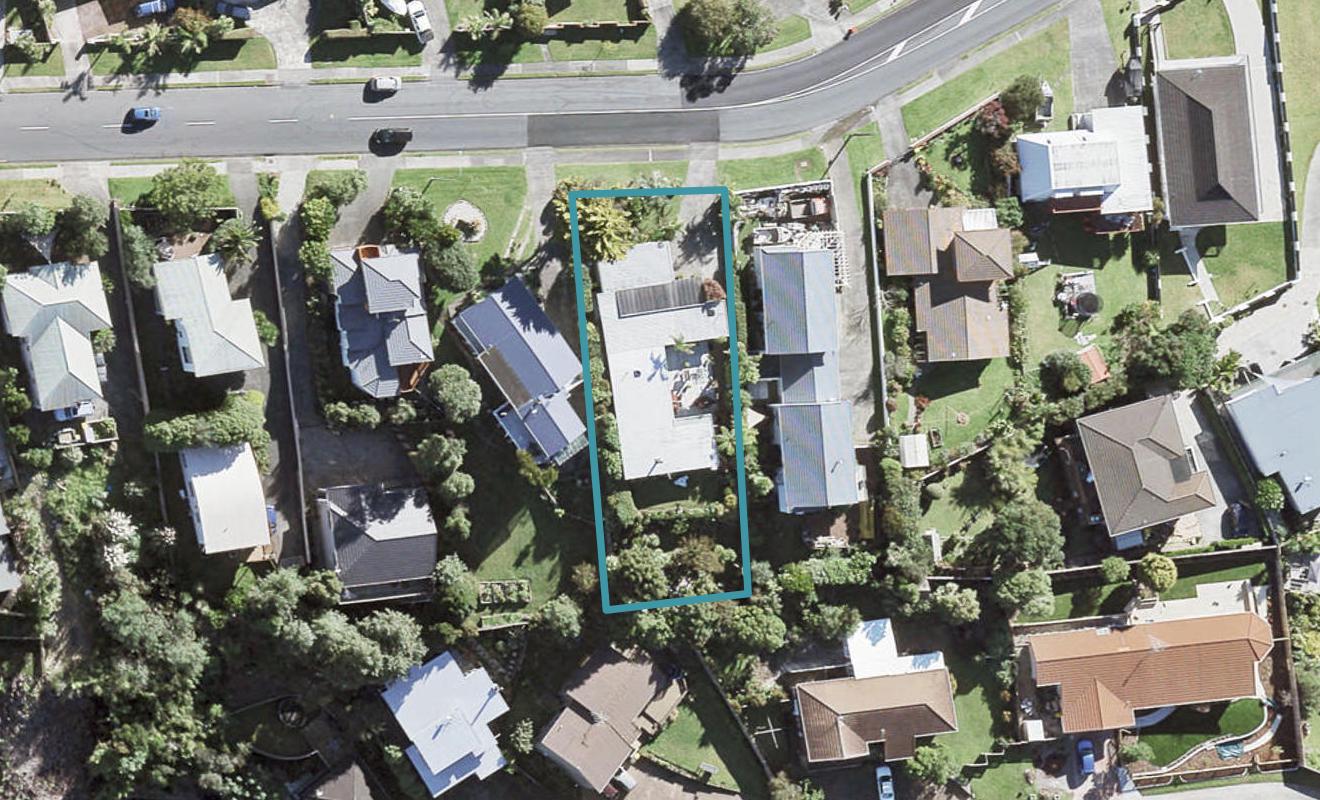 262 Glamorgan Drive, Northcross, Auckland - Carousel 1