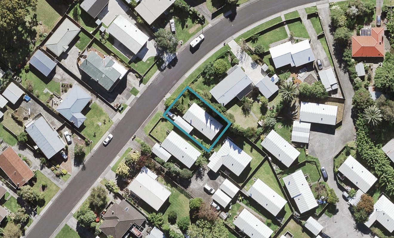 19 Patts Avenue, Glendene, Auckland - Carousel 1