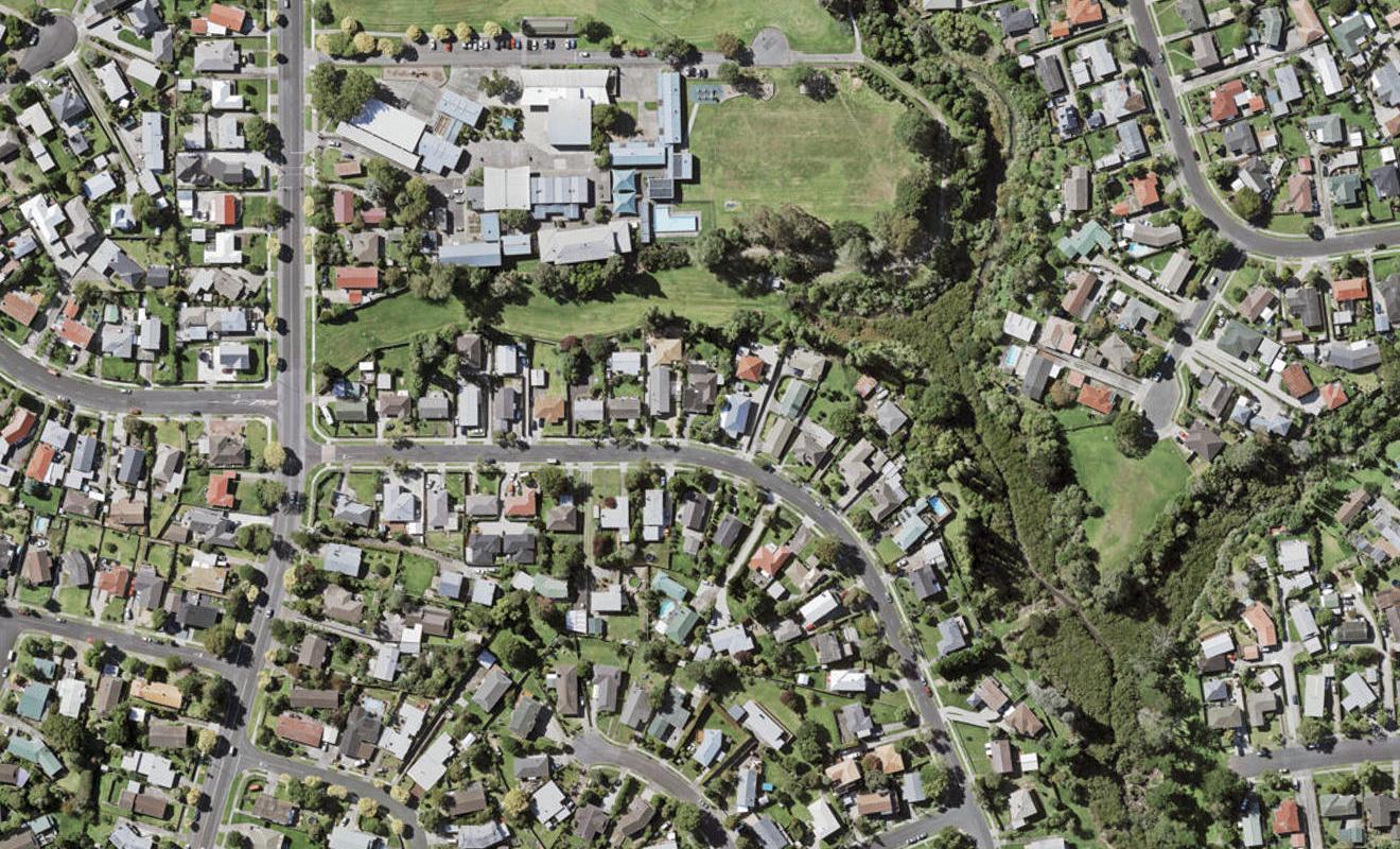 20 Ennis Avenue, Pakuranga Heights, Auckland - Carousel 1
