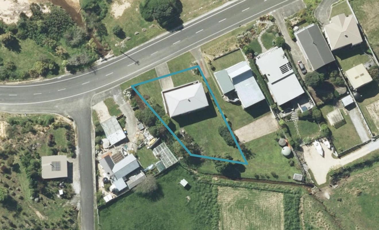1096 Abel Tasman Drive, Tata Beach - Carousel 1