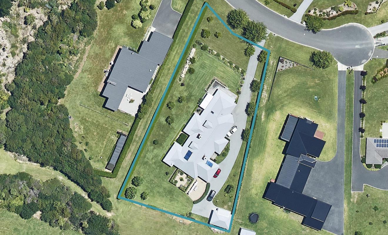 118 Phillips Drive, Tauranga - Carousel 1