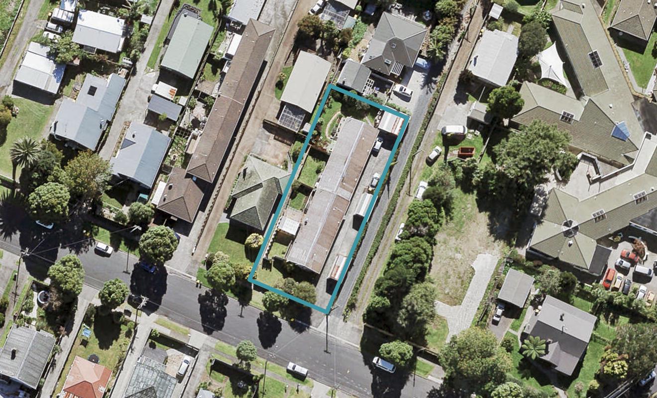 4/30 Islington Avenue, New Lynn, Auckland - Carousel 1