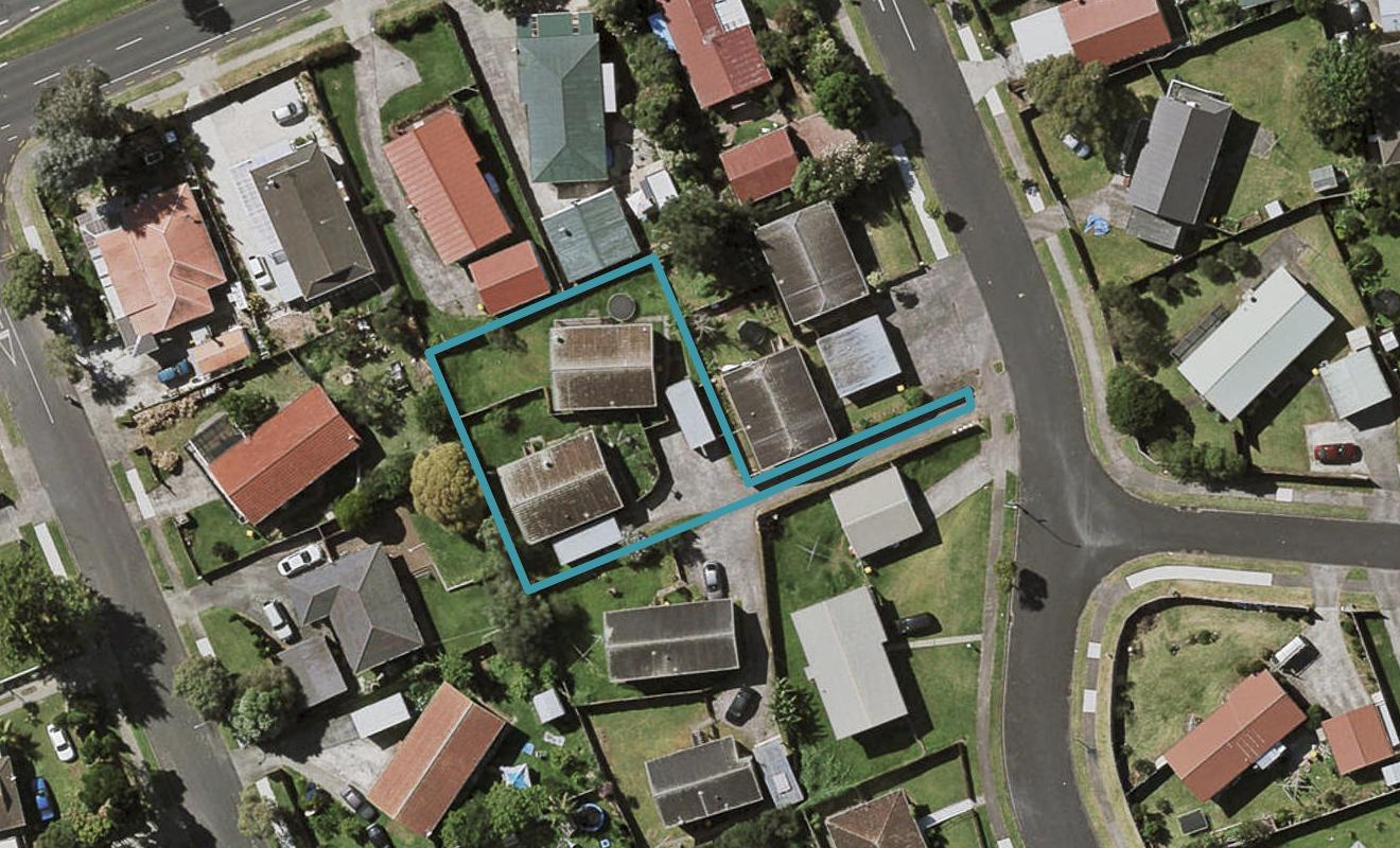 2/5 Leila Place, Clover Park, Auckland - Carousel 1