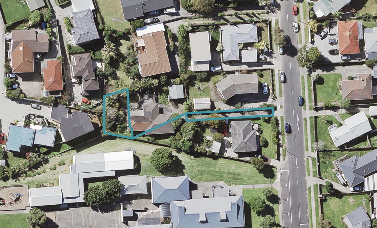 14C Wycherley Drive, Bucklands Beach, Auckland - Carousel 1