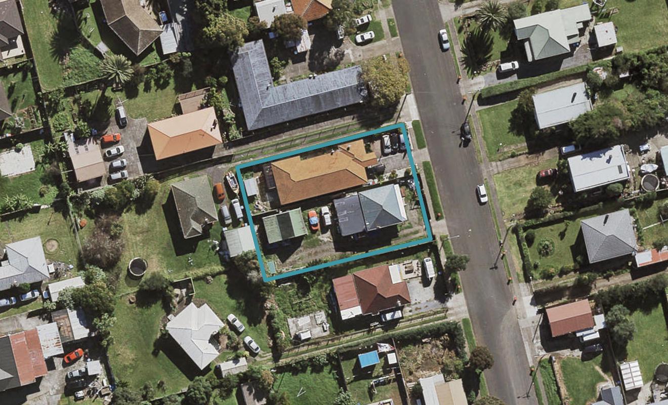 17B Hutton Street, Otahuhu, Auckland - Carousel 1