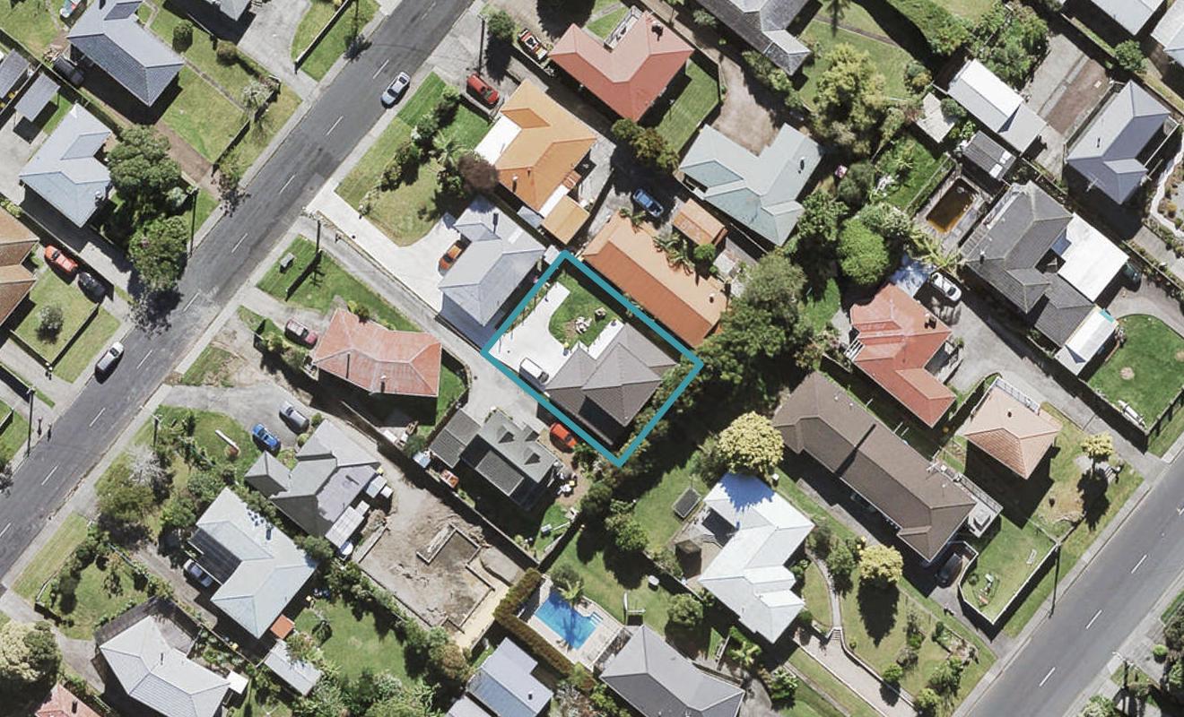 56A Farquhar Road, Glendene, Auckland - Carousel 1