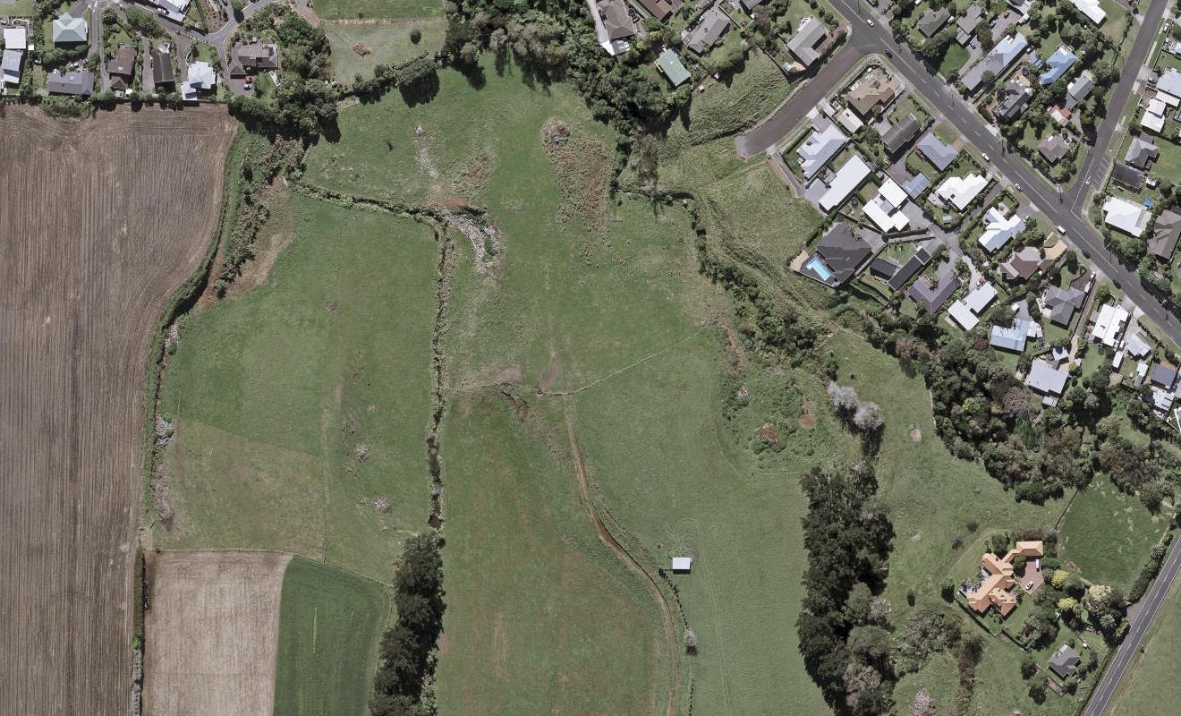 15 Cunningham Lane, Kaitake, New Plymouth - Carousel 1