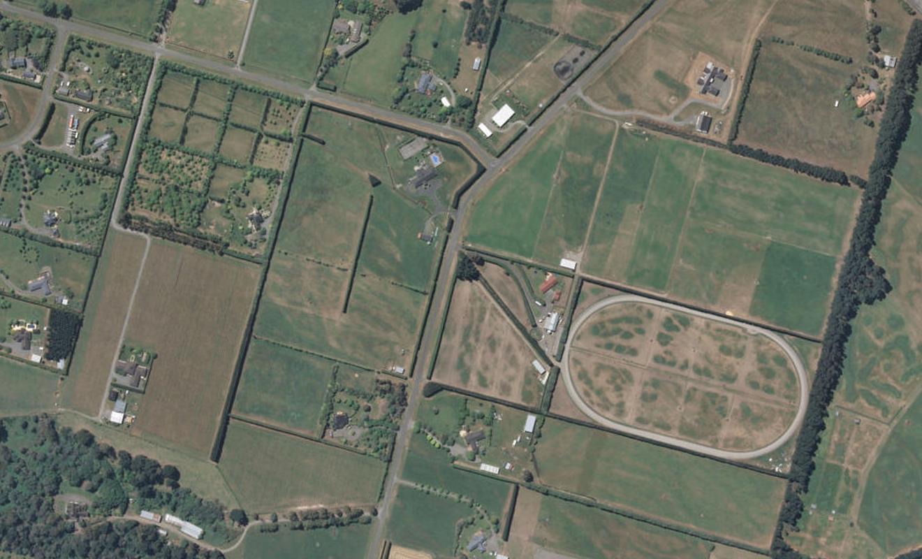 120 Neave Road, Christchurch - Carousel 1