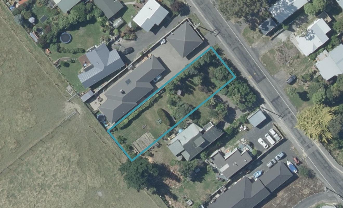 32 Scroggs Hill Road, Brighton, Dunedin - Carousel 1