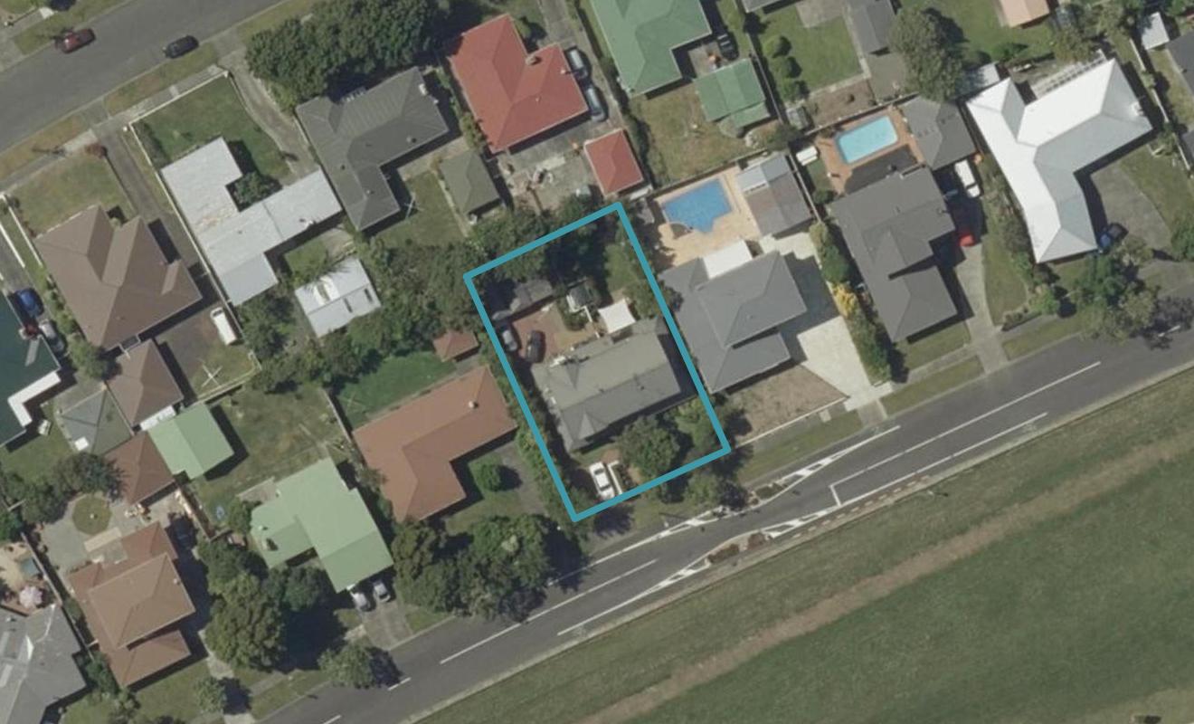 105 Dittmer Drive, West End, Palmerston North - Carousel 1