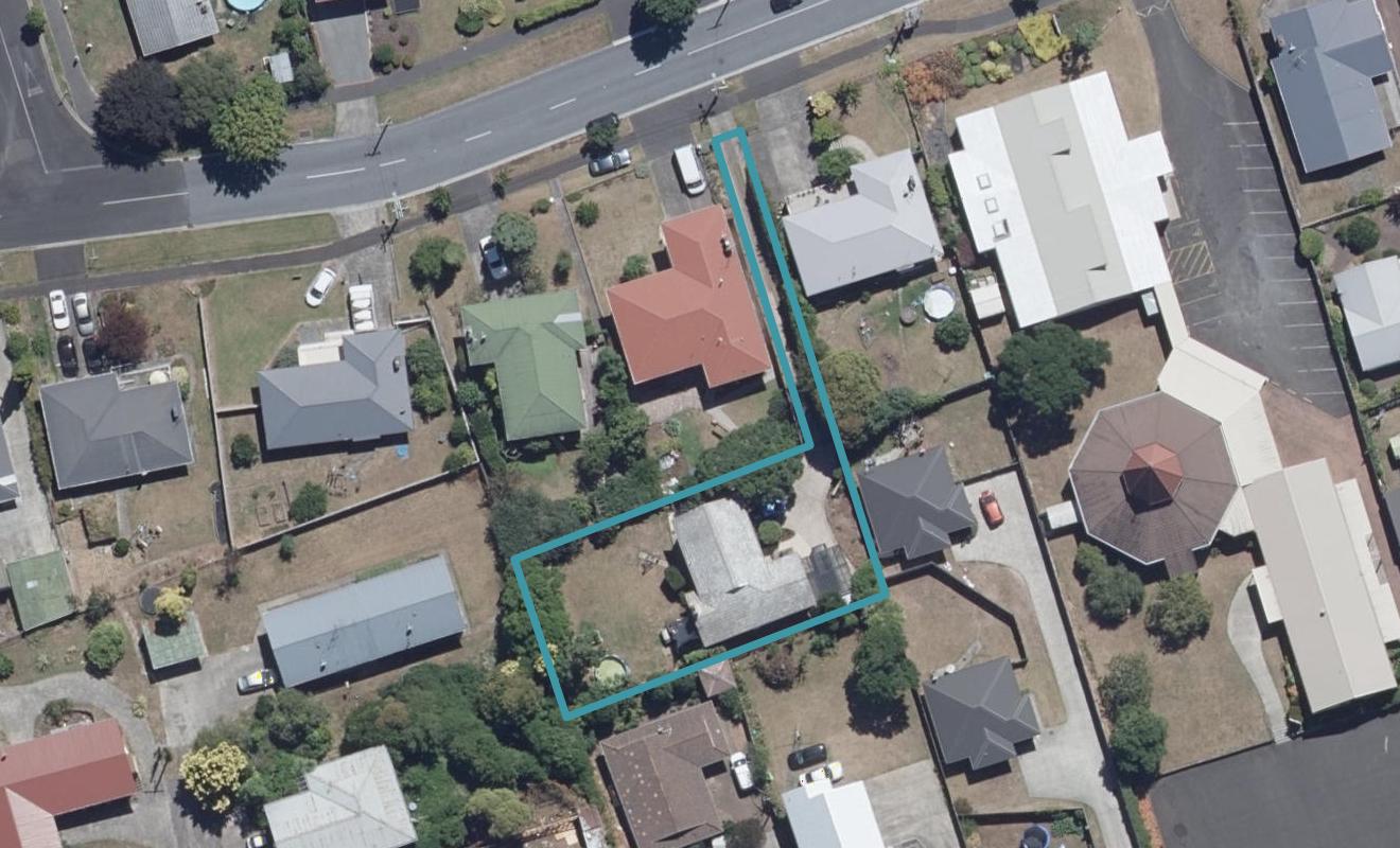 88 Mansel Avenue, Hillcrest, Hamilton - Carousel 1