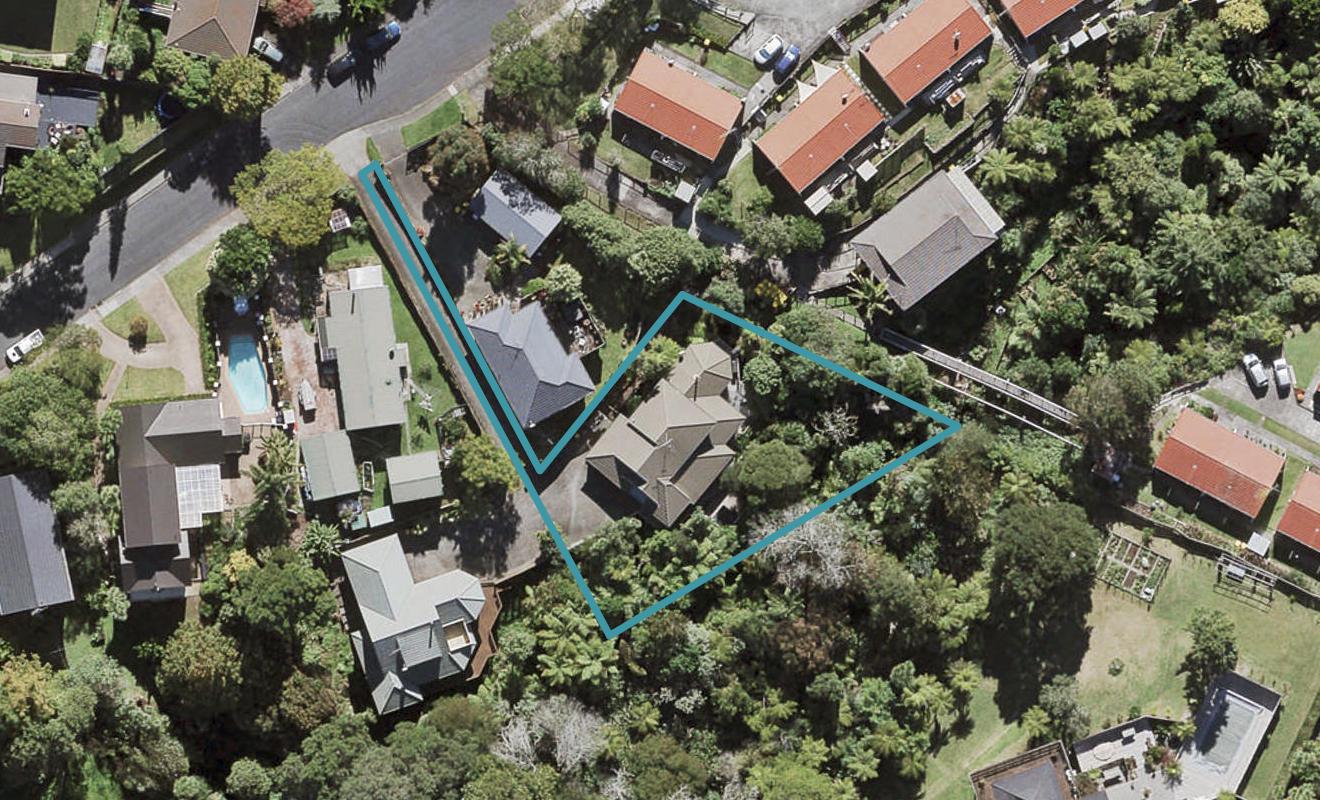 57B Nui Mana Place, Te Atatu South, Auckland - Carousel 1