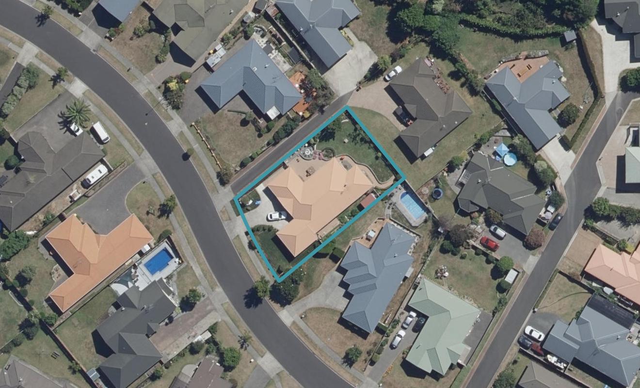 92 Ayrshire Drive, Grandview Heights, Hamilton - Carousel 1