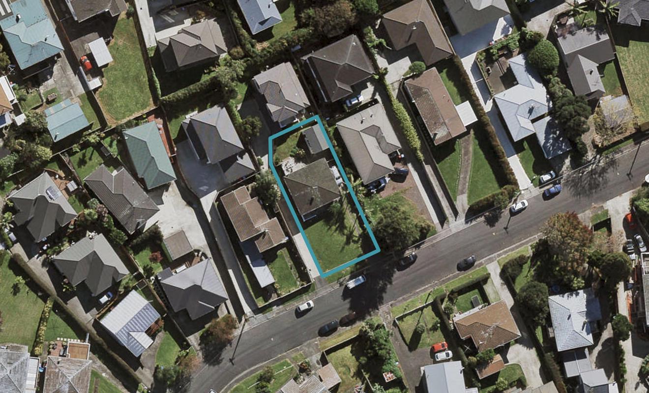 15 Price Crescent, Mount Wellington, Auckland - Carousel 1