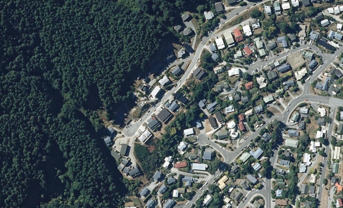 42 Dart Place, Fernhill, Queenstown - Carousel 1